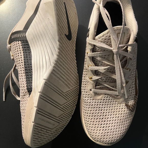 Nike Metcon 6 - Picture 3 of 4